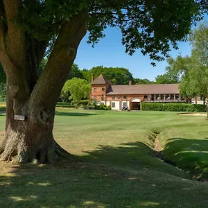 https://cottesmore-hotel-golf-country-club.brighton-hotels-england.com