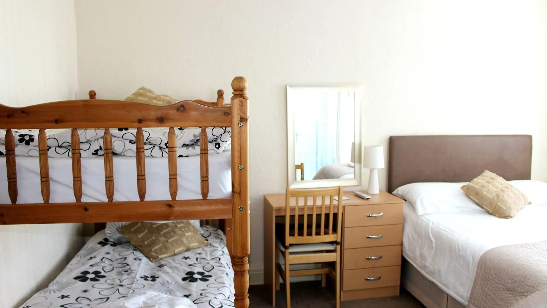 Henson Hotel Pleasure Beach Blackpool 3*,  United Kingdom