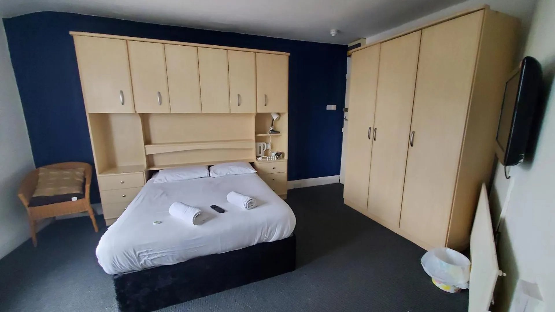 *** Guest house Henson Hotel Pleasure Beach Blackpool United Kingdom