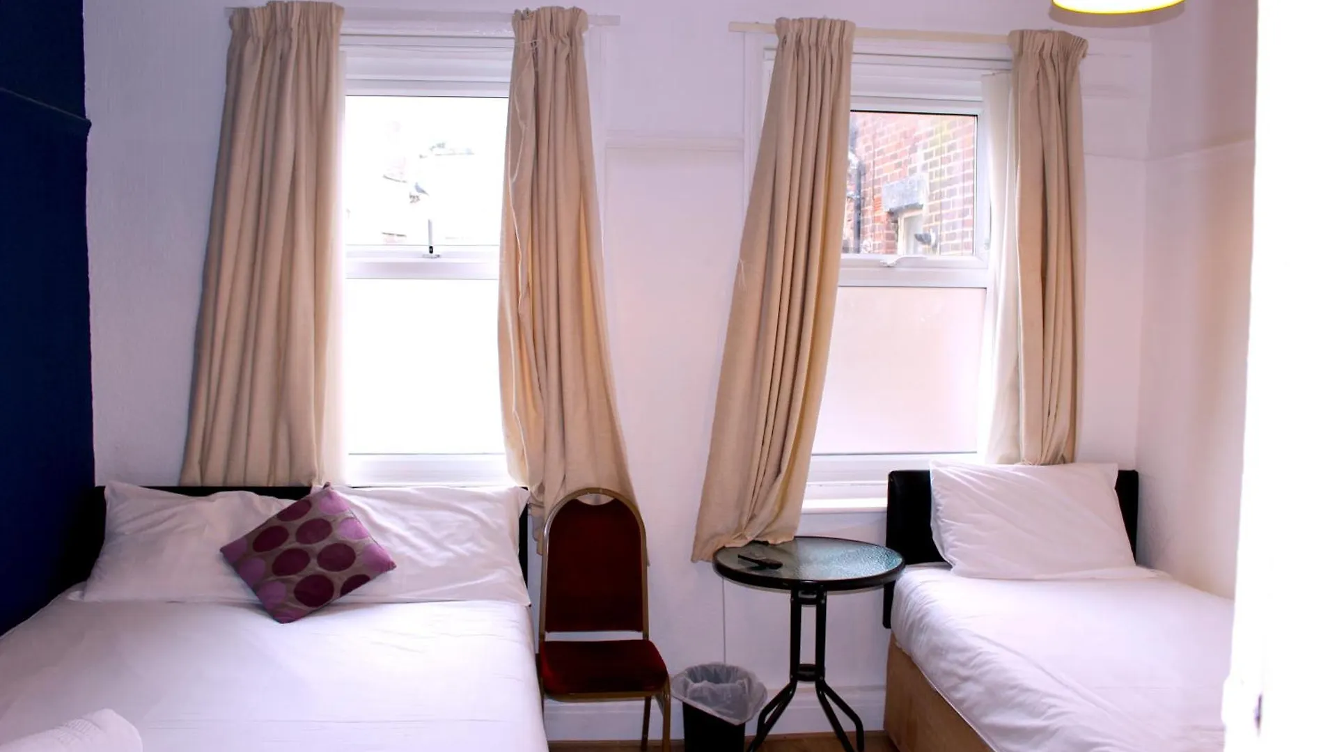 Affittacamere Henson Hotel Pleasure Beach Blackpool